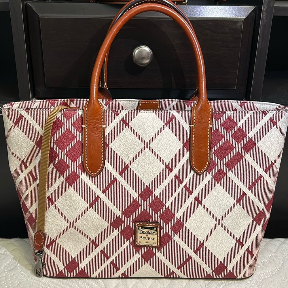 Dooney & Bourke, cranberryy plaid tote